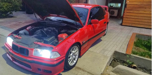 BMW Serie 3 2.0 318is Coupe