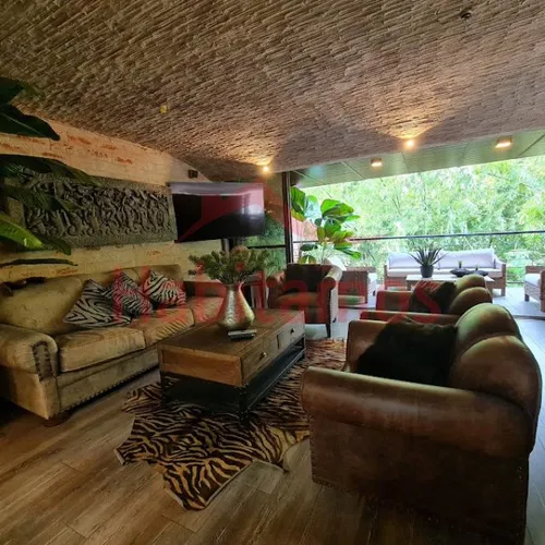 Apartamento En Venta En Medellín - El Poblado Cod 68626