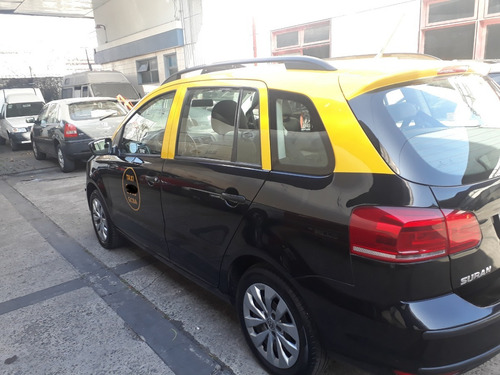 Imagen 3 de 16 de Volkswagen Suran 2016 Nafta/gnc Unico Dueño