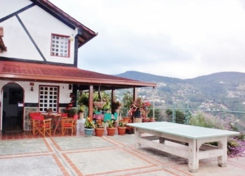Hermosa Casa 2 Plantas, Colonia Tovar, Con Chimenea,segura, Con Sistema De Alarma, Circuito Cerrado, Camaras.