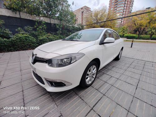 Renault Fluence DYNAMIQUE 2.0 CVT