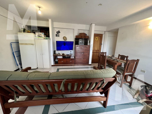 Imagen 4 de 12 de Departamento - La Plata