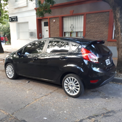 Ford Fiesta Kinetic Design 1.6 Sedan Se Plus 120cv 2014
