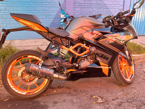 Ktm Rc 200.