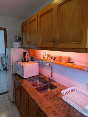 Alquila Apartamento 3 Dormitorios , 2 Baños-ref:2521