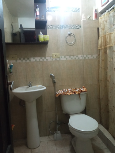 Imagen 9 de 10 de Vendo Casa 308m2 4h/4b/3p Santa Rosalia 6044