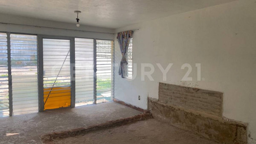 Casa En Venta, Petrolera, Coatzacoalcos, Veracruz.