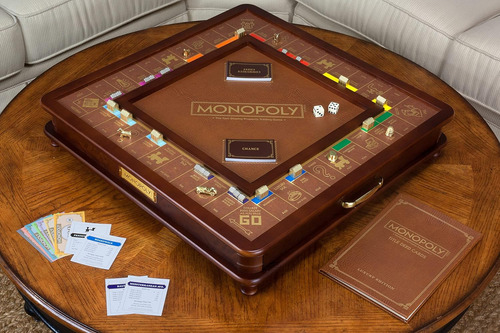 Juego De Mesa Monopoly En Madera, De Winning Solutions