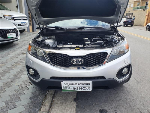 Imagem 3 de 14 de Kia Sorento 2.4 Ex2 4x2 16v 7 Lugares