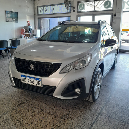 Peugeot 2008 1.6 Allure