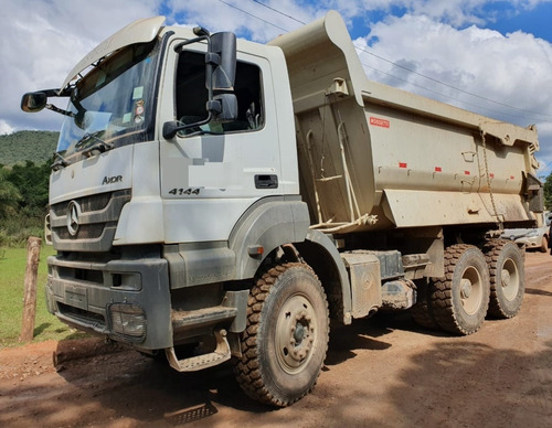 Imagem 12 de 15 de Mercedes-benz Axor 4144 6x4 Anos 2017/ 2018/ 2019/ 2020