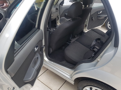 Imagem 2 de 11 de Fiat Siena El 1.0