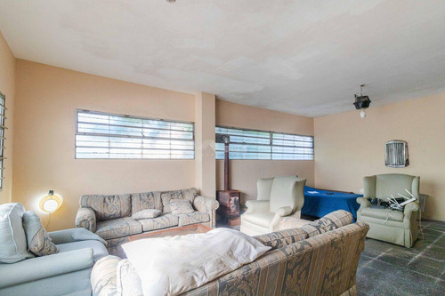 Venta Local Galpon Deposito Sayago Garzon Y Ariel 869m2 Unico Con Techo Arq. Dieste