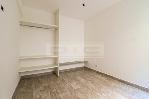 Imagen 10 de 18 de Ph 2 Ambientes Venta - Saavedra