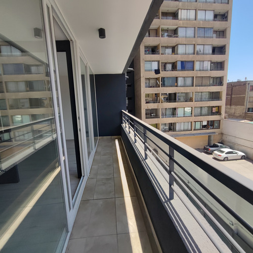 Edificio Av. Sta. Rosa (1 Est. 1 Bod.) Vista Norte Piso 4