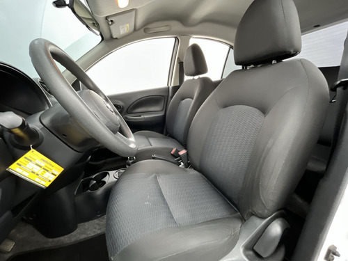 Nissan March ACTIVE 1.6 5P