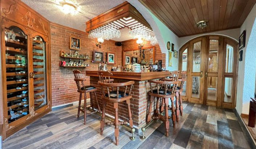 Venta De Casa En Fraccionamiento San Carlos En Metepec