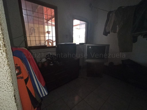 Imagen 17 de 30 de Casas En Venta Barquisimeto El Cuji, Arnaldo J. López Tlf. 04245257450 Codigo 22-21237 Lara, Venezuela