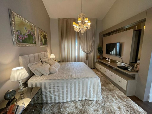 Imagem 10 de 24 de Av. Das Arapongas, 1265 - Ariribá, Balneário Camboriú. Casa À Venda No Condomínio Haras Rio Do Ouro, 570m², 4 Suítes, Piscina,churrasqueira E 4 Vagas - Ca0669