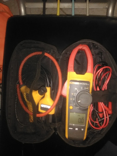 Imagen 2 de 4 de Multímetro De Ca/cc Con Tegnologia Iflex Fluke 376