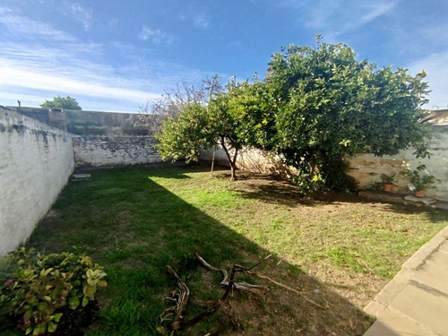 Casa 2 Dorm+ Depto 1 Dorm, Ideal P/ Rentas B Colon