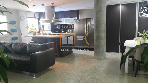 Imagen 8 de 21 de Mk Inmobiliaria, Vende Bella Y Cómoda Casa De 1389,88 Mts² De Terreno Y 403,81 Mts² De Construcción, Ubicada En La Urbanización Karimao Country / 04128517764