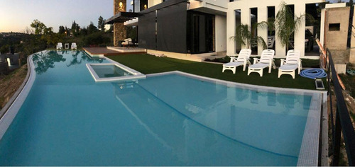 Imagen 8 de 30 de Casa En Venta 3 Dormitorios - Villa Del Lago - Carlos Paz