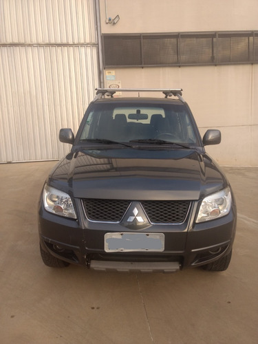 Mitsubishi Pajero Tr4