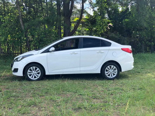Hyundai Hyundahb20s 1.6a Comf