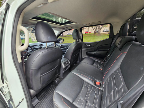 Nissan Frontier 2.3 Pro-4X Cab. Dupla 4X4 Aut. 4P