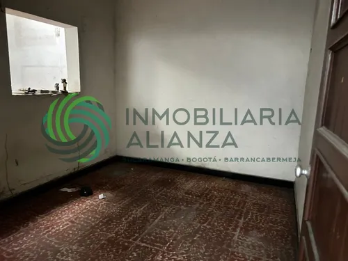 Casa En Venta En La Universidad. Cod V61643