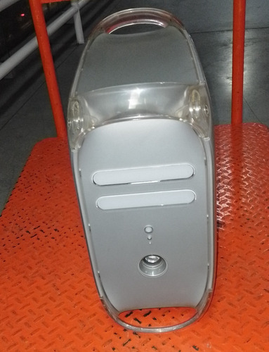 Apple Power Macintosh G4 800 (quicksilver 2002) Retro (Usado)