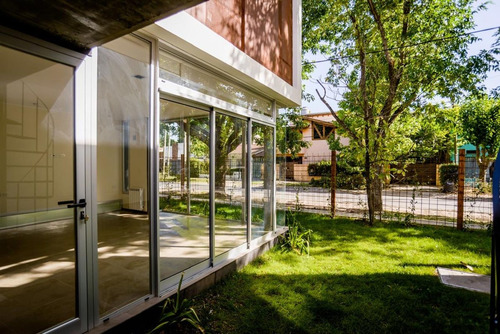 Duplex Venta La Plata Dos Dormitorios Y Escritorio
