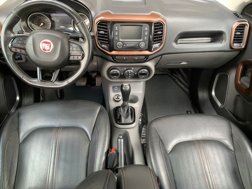 Imagem 10 de 14 de Fiat Toro Volcano At-9 4x4 Td