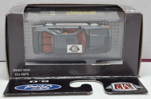 M2 Machines 1988 Ford Mustang Gt Ford 5.0 1:64 Gris Oscuro (Usado)