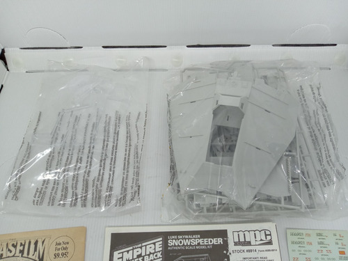 Imagem 7 de 8 de Kit Plastimodelismo Ertl Star Wars Nave Snowspeeder Luke Sky