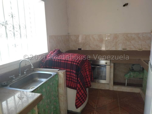 Imagen 13 de 27 de Oportunidad De Casa Quinta En Venta En Urb. Barrio Sucre Maracay #22-13784 Mm-4
