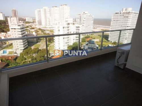 Imagen 1 de 26 de Playa Brava
