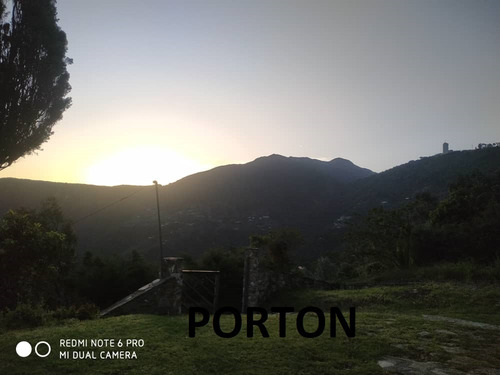 Excelente Terrenos En Venta Galipán, Parque Nacional Él Ávila. Son 2 Terrenos Puede Venderse Juntos Como Se Presenta Acá O Separados Edf