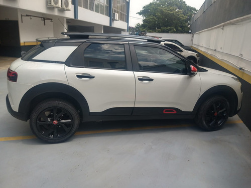 Citroën C4 Cactus 1.6 Shine Pack 16v Thp Aut. 5p