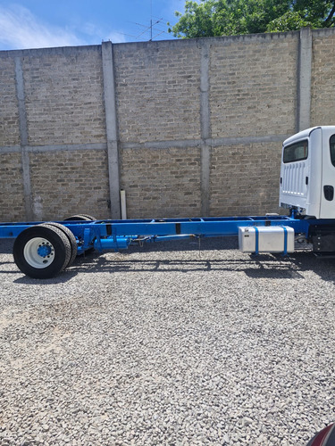Camion Rabon Para 10 Toneladas Freightlier M2 Modelo 2024
