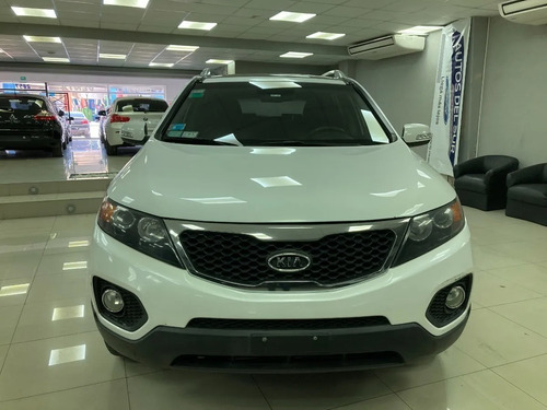 Imagen 8 de 14 de Kia Sorento Ex 2.4l 4x2 2012