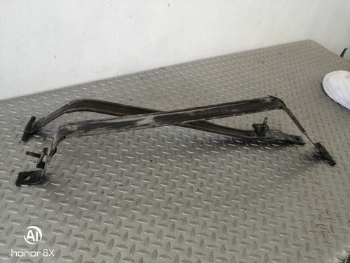 Par Cinchos Tanque Gas C/d Mitsubishi Lancer Aut 2.0 08/16 (Usado)