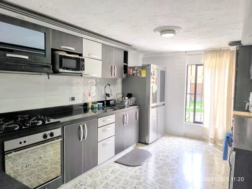 Espectacular Casa En La America Para Vivir O Construir