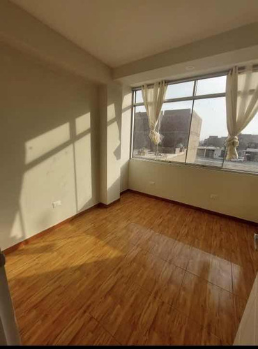 Departamento En Alquiler : Carabayllo