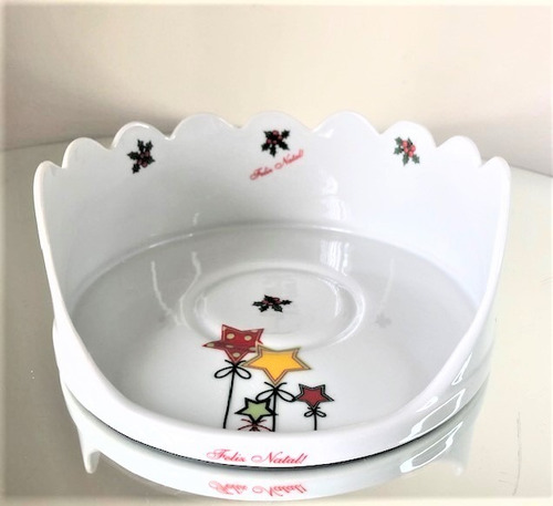 Imagem 3 de 5 de Panetoneira Aberta De Porcelana - Porta-panetone - Natal