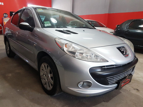 Peugeot 207 1.6 Sedan Xt Tope De Gama