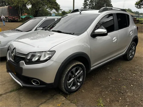 Renault Stepway 1.6 Dynamique / Intens Automática