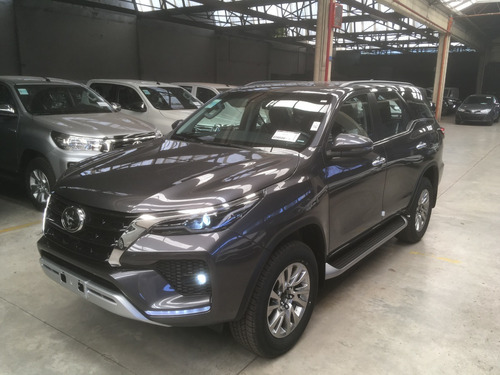 Imagen 1 de 13 de Toyota Sw4 Srx 4x4 At 7 Asientos Programa Tu Pedido Pas