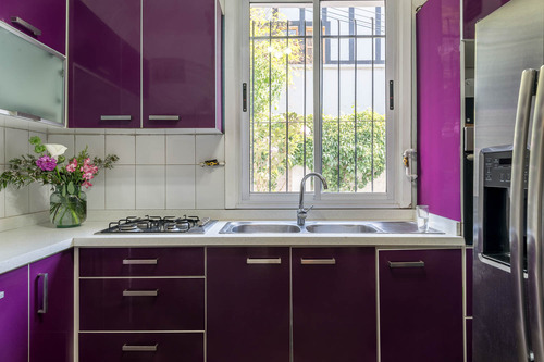 Casona Clásica Remodelada Con Amplio Estudio Y Espacios